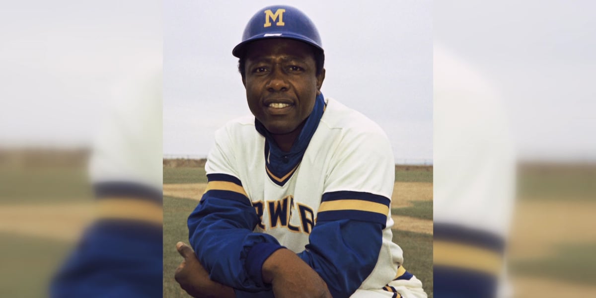 November 2, 1974 - Brewers trade for Hank Aaron