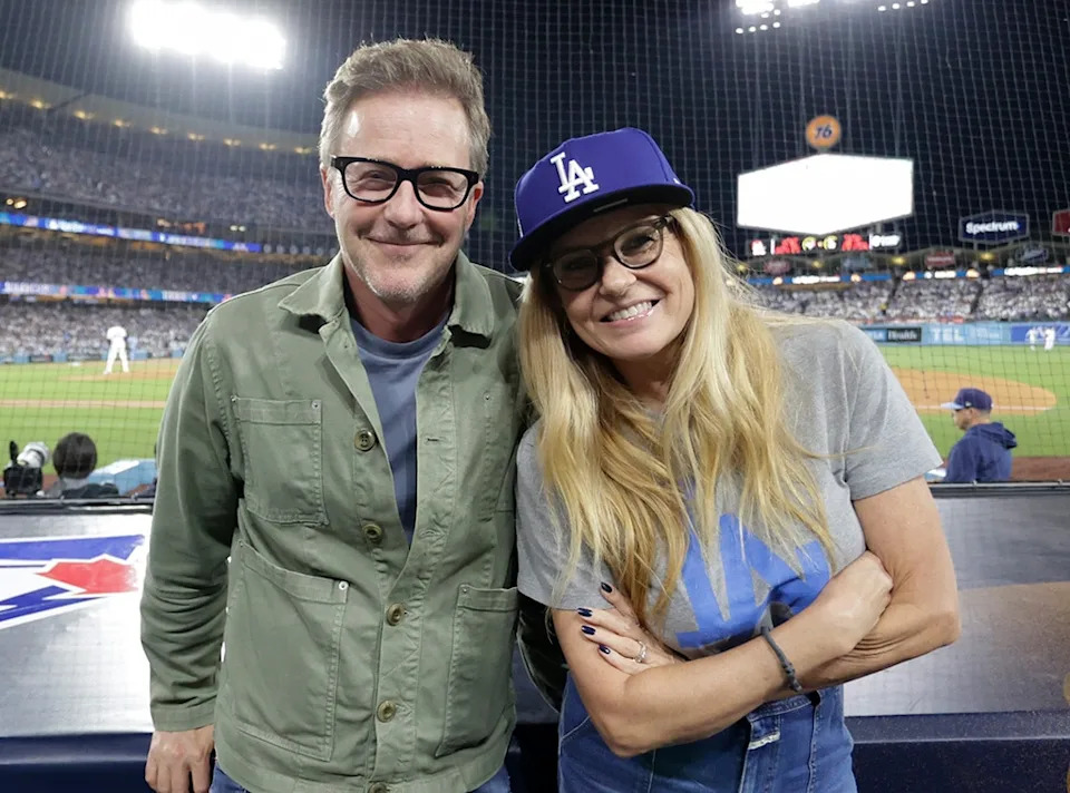 <p>Edward Norton & Connie Britton</p>