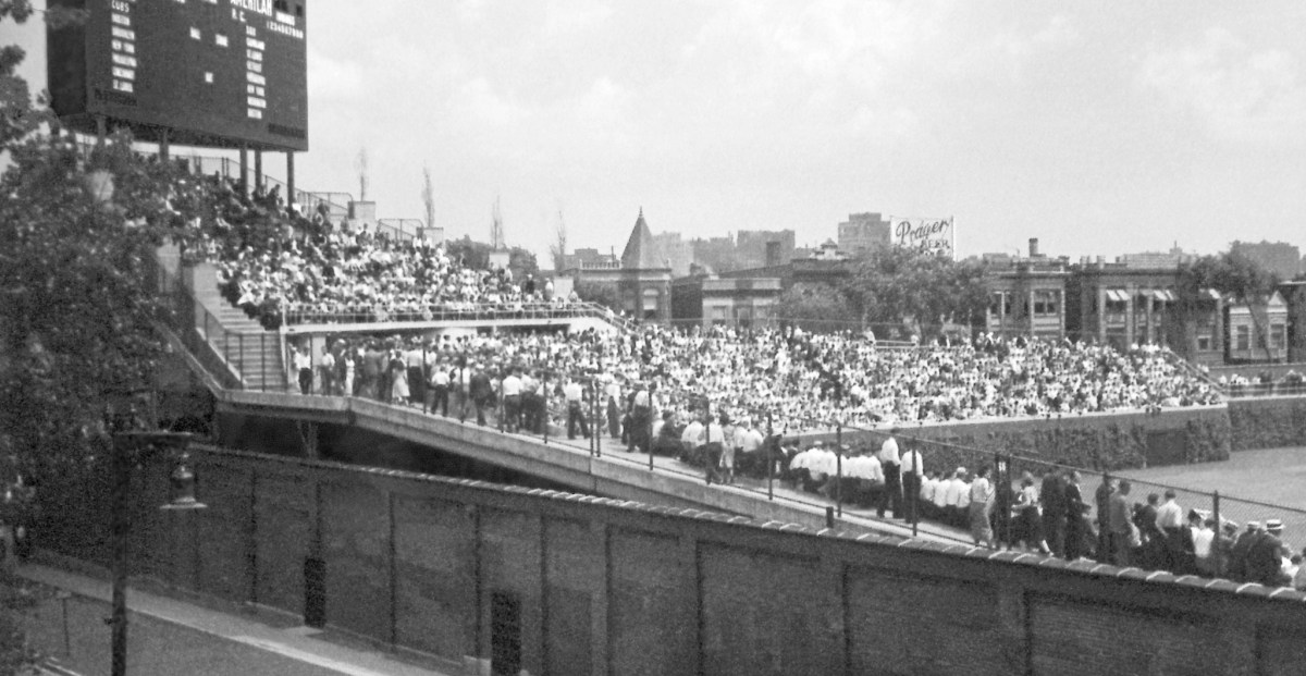 Wrigley Field historical sleuthing: Early scoreboard edition