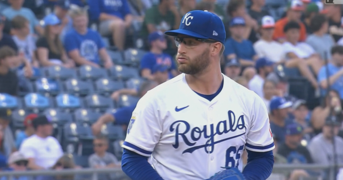 Cameron named Royals' Pitcher of the Year | News