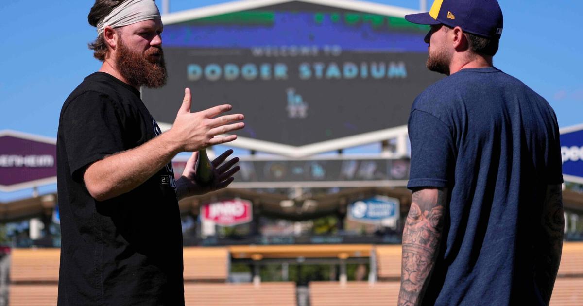 Woodruff declines option with Brewers, who exercise option on Peralta, decline option on Jansen | National Sports
