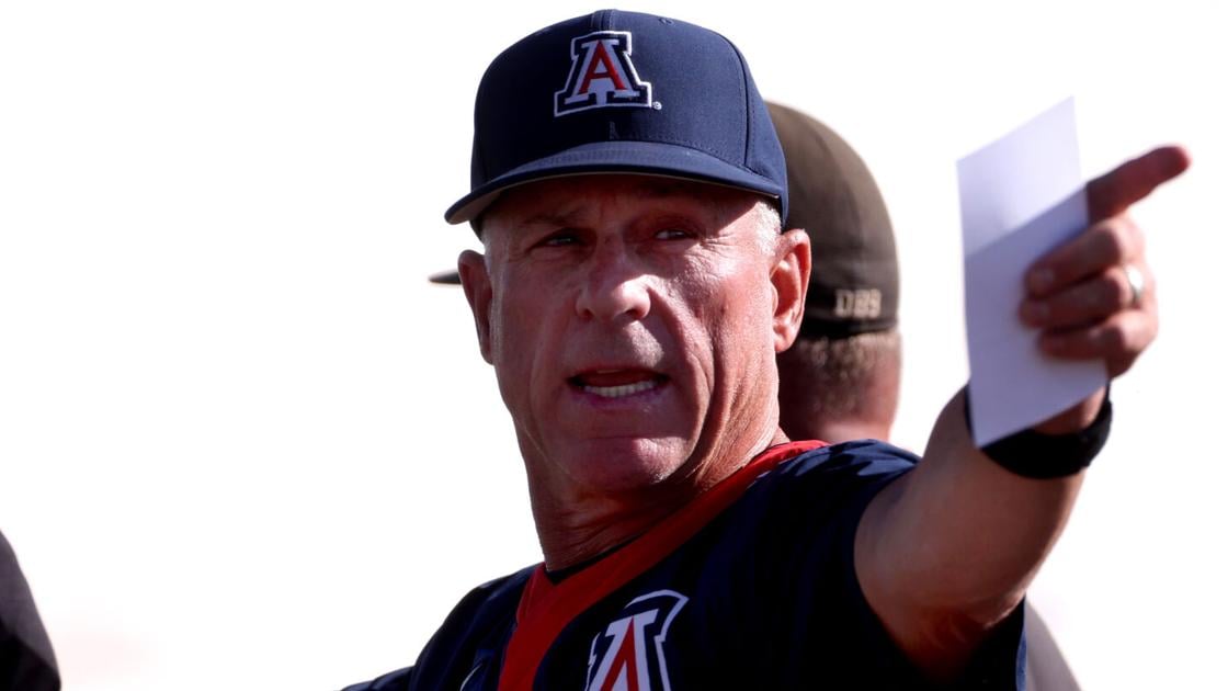 How much will UA baseball coach Chip Hale make in new deal?