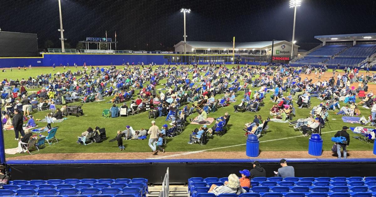 Column: Blue Jays pack Dunedin ballpark to witness painful end to season | North County