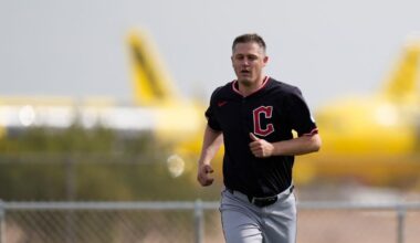 Sewald, Urquidy become free agents when Tigers decline 2026 options | Sports