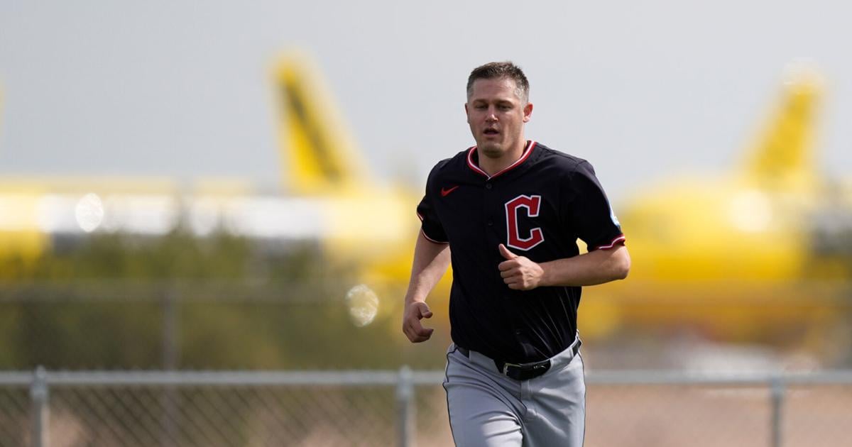 Sewald, Urquidy become free agents when Tigers decline 2026 options | Sports