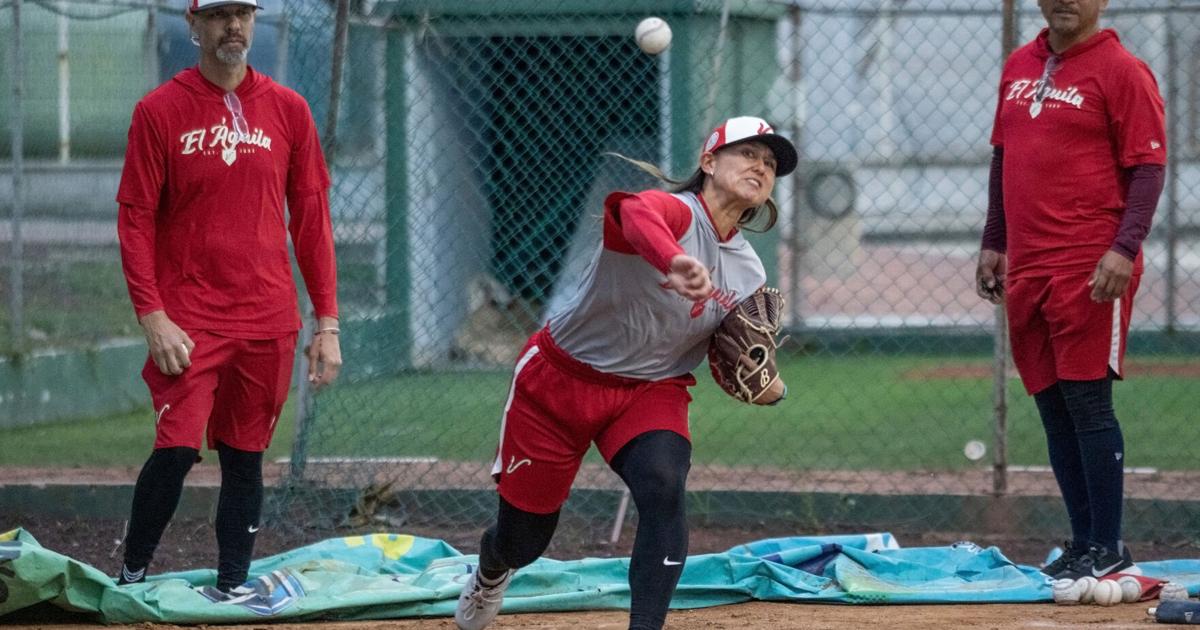 Kelsie Whitmore is top pick, Mo'ne Davis selected 10th in 1st Women's Pro Baseball League draft | MLB