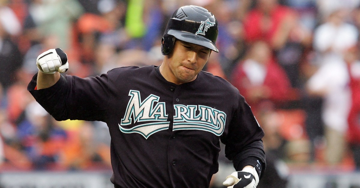 Pirates mutually part ways with Vice President of Performance John Baker