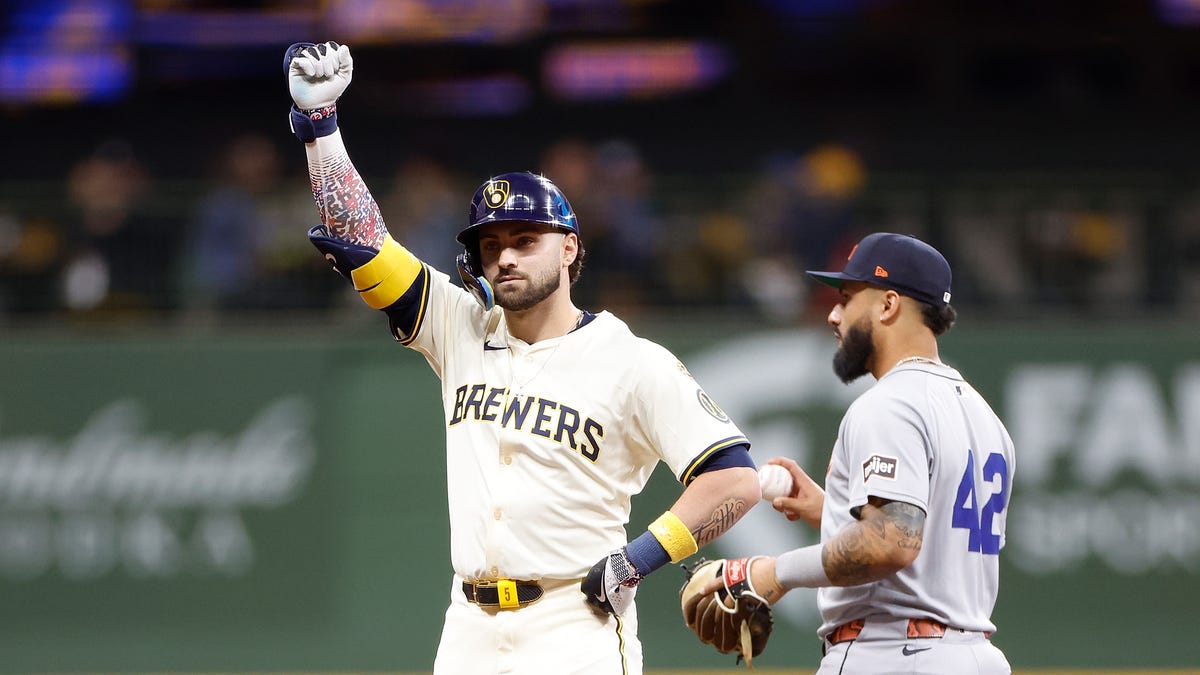 Will the Brewers stick with Garrett Mitchell and Joey Ortiz?