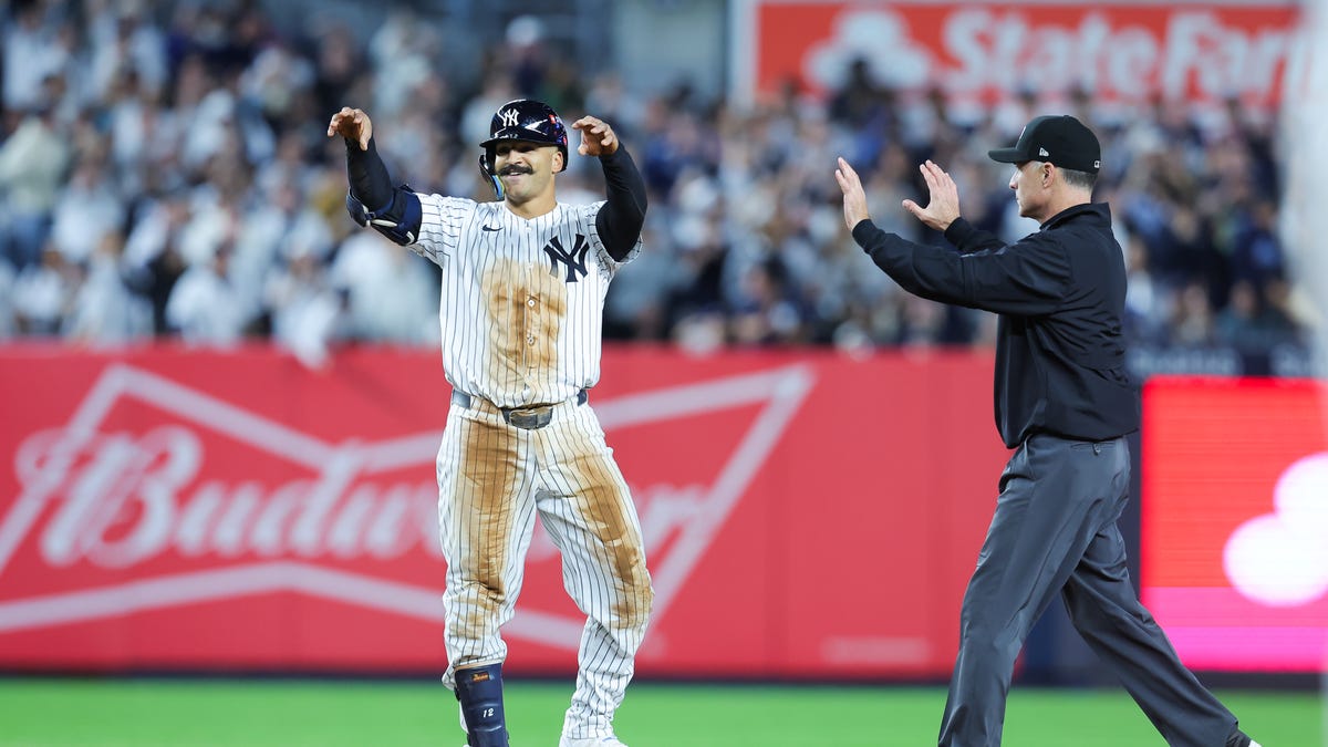 Trent Grisham accepts Yankees qualifying offer contract