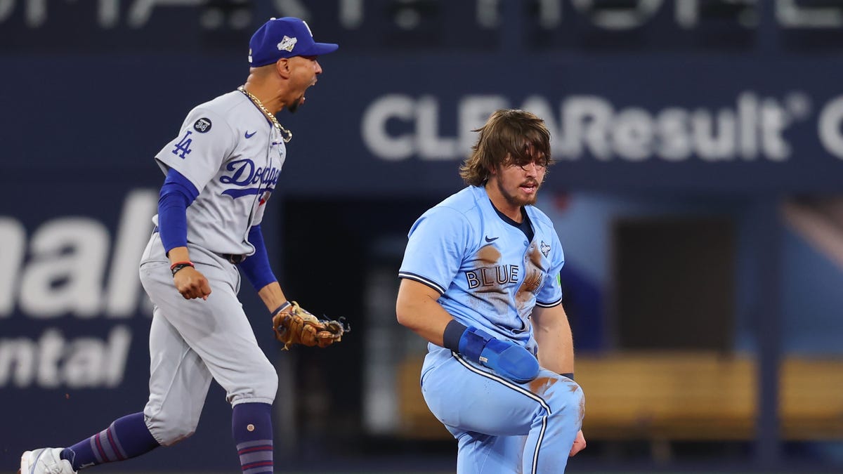 Blue Jays down to World Series Game 7 after heartbreaking loss