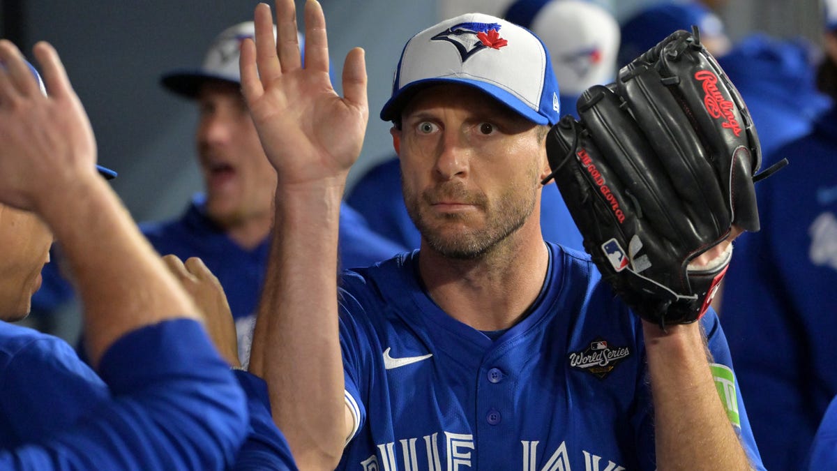 Who is pitching Game 7? Dodgers-Blue Jays World Series 'all hands on deck'