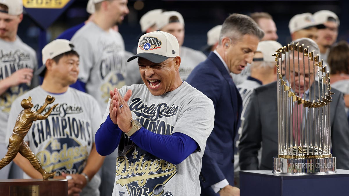 UCLA's Dave Roberts is clearly a Baseball Hall of Fame manager