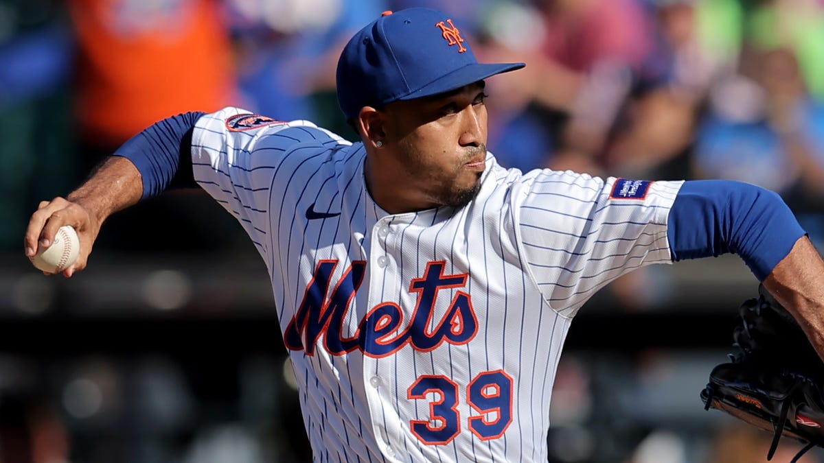MLB top 20 free agent closers and relief pitchers, Edwin Diaz