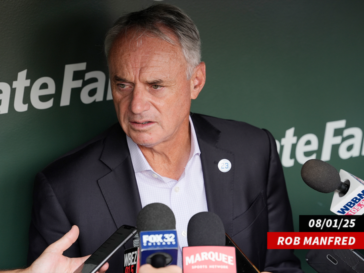 rob manfred sub getty swipe
