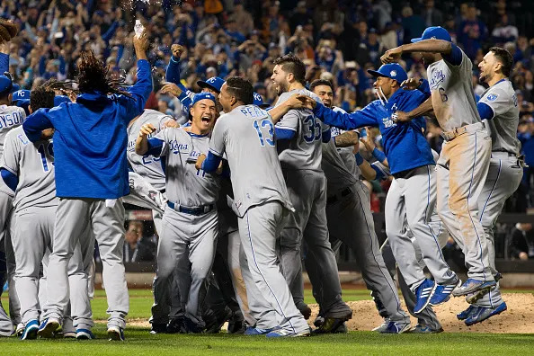 NEW YORK, NY – NOVEMBER 1: Members of the Kansas City Royals celebrate on the field after defeating the New York Mets in Game 5 of the 2015 World Series at Citi Field on Sunday, November 1, 2015 in the Queens borough of New York City. (Photo by Rob Tringali/MLB Photos via Getty Images)