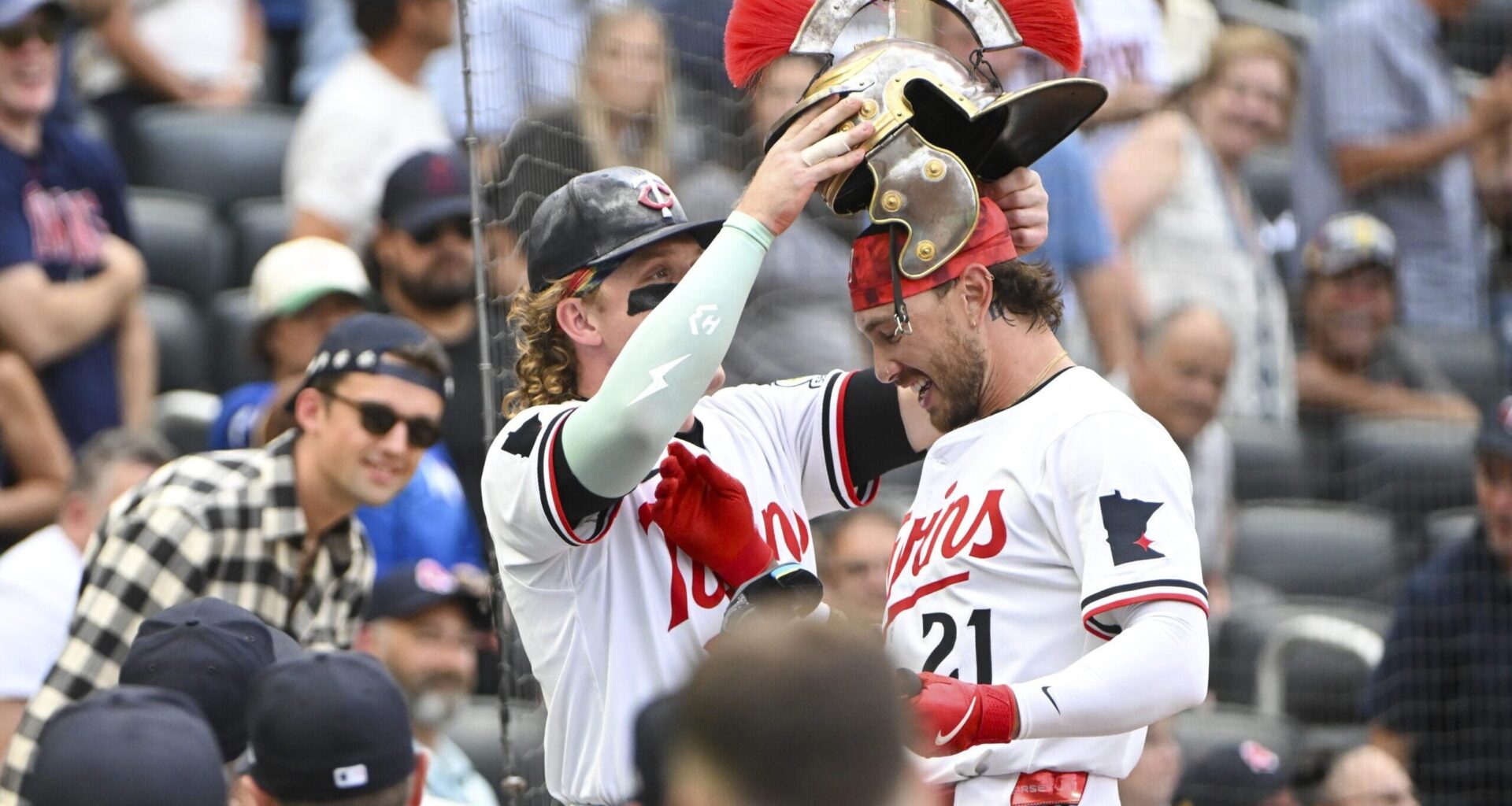 Twins avoid arbitration with Topa, DFA Keirsey