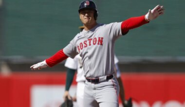 New Ryne Sandberg Born, Circling Back to Refsnyder as Perfect Bench Bat, Non-Tender Deadline Approaching -