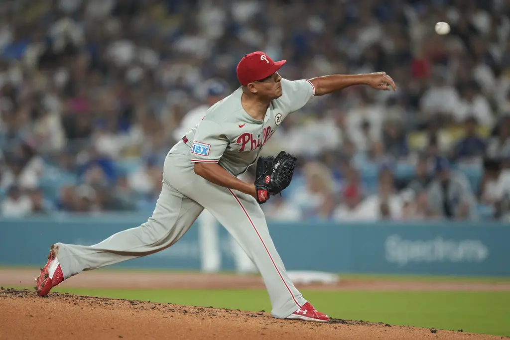 MLB Trade Rumors Predicts Cubs Will Spend on Pitching This Winter -