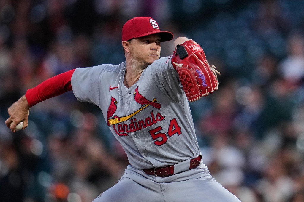 Red Sox acquire right-hander Sonny Gray from Cardinals