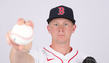 Mariners Acquire Alex Hoppe, Designate Tayler Saucedo For Assignment