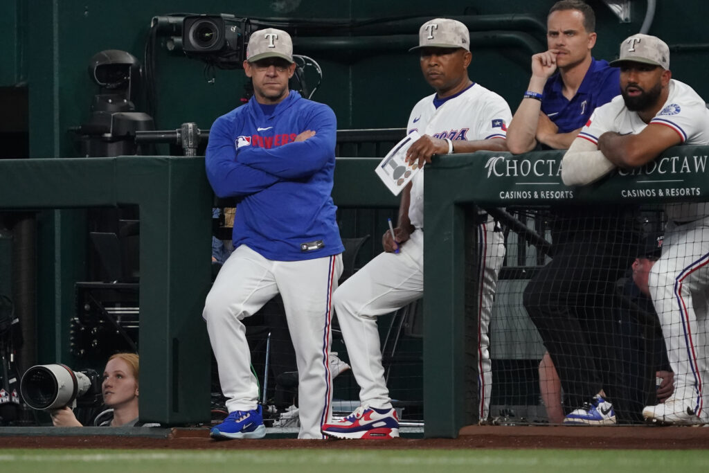 Tony Beasley, Bret Boone Expected To Leave Rangers' Coaching Staff