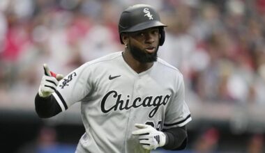 Chicago White Sox picking up $20M option on Luis Robert Jr.