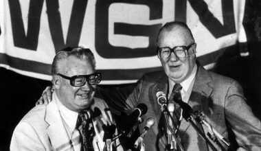 Holy cow! After 11 years with the White Sox, broadcaster Harry Caray moves to the Cubs