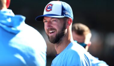 Chicago Cubs re-sign Colin Rea, decline option on Justin Turner