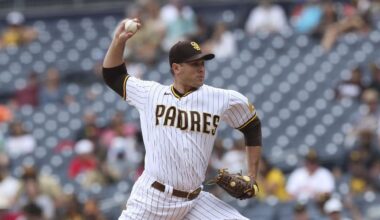 San Diego Padres' Craig Stammen delivers a pitch against the San Francisco Giants in the first inning of a baseball game on Oct. 5, 2022, in San Diego. (AP Photo/Derrick Tuskan)