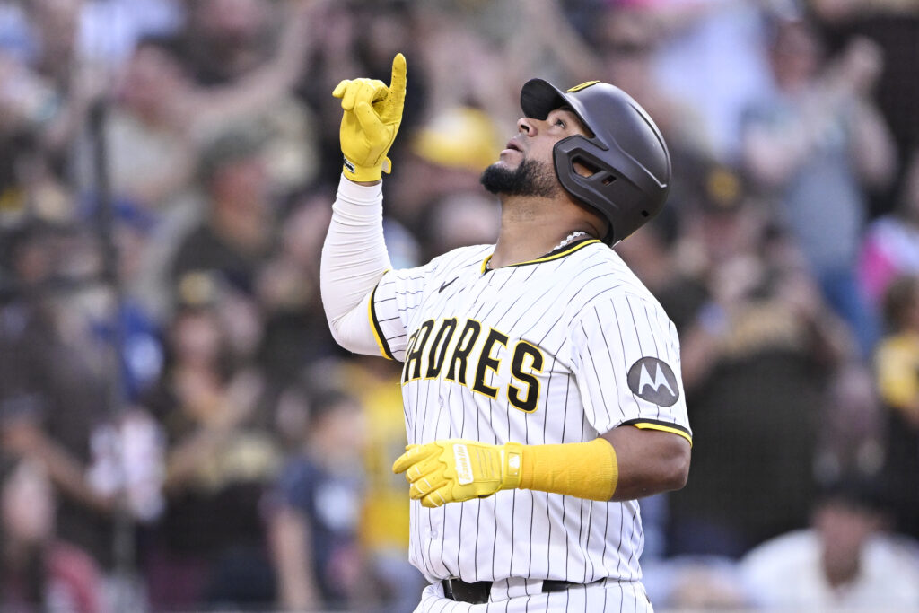 Padres Decline Options On Elias Díaz, Tyler Wade, Kyle Hart