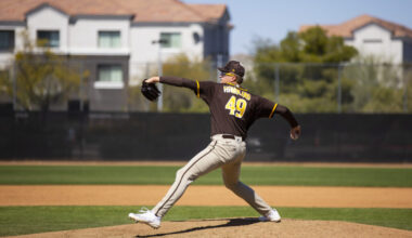 Padres Select Garrett Hawkins, Miguel Mendez