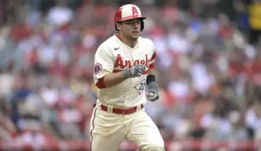 Braves veteran infielder retires after failed pitching experiment image