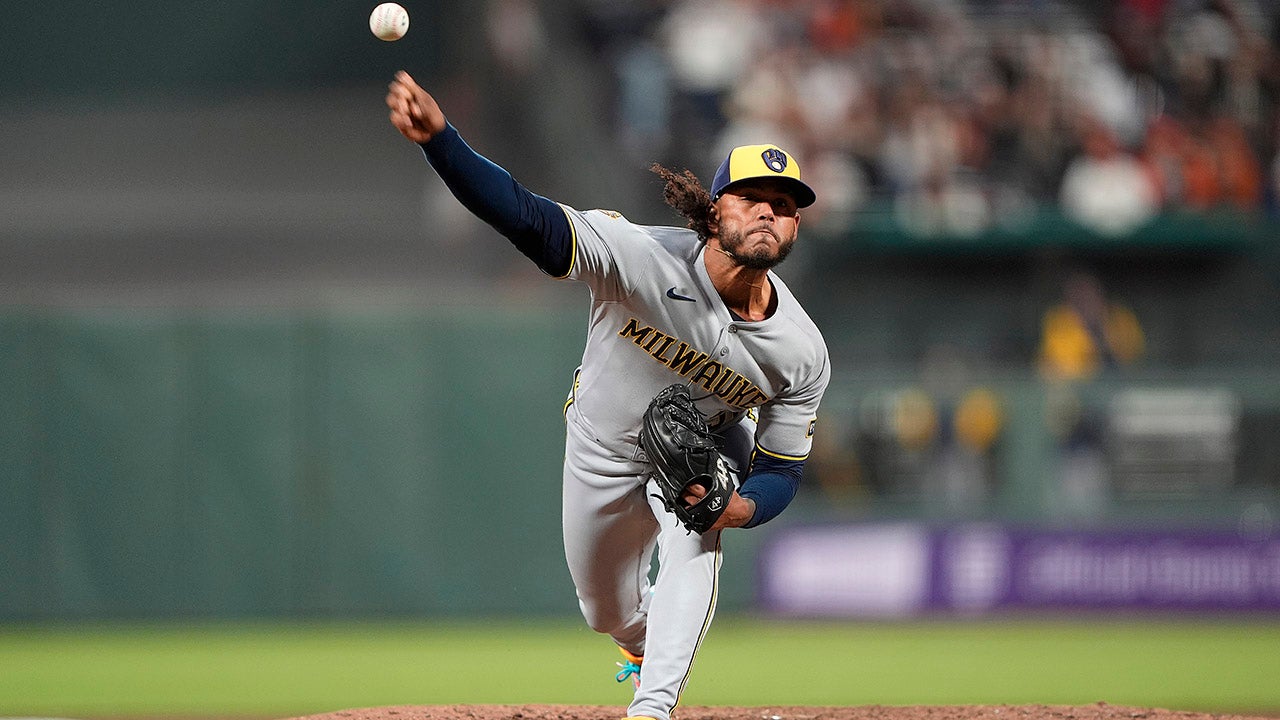 Red Sox trade rumors: Linked strongly to high-end NL starter - 98.5 The Sports Hub