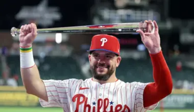 Kyle Schwarber prediction from MLB execs is good news for Phillies image