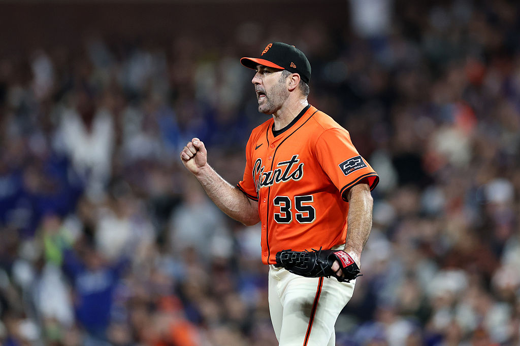 Three SF Giants players hit the market