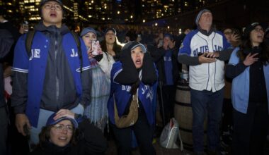 Raptors trying to rekindle hope as Toronto mourns the Blue Jays