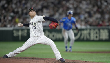 NPB: Hiromi Itoh Wins Eiji Sawamura Award; Gold Glove Winners Revealed