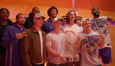 Lakers pay tribute to the World Champion Dodgers