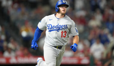 Dodgers Exercise Club Options On Max Muncy, Alex Vesia