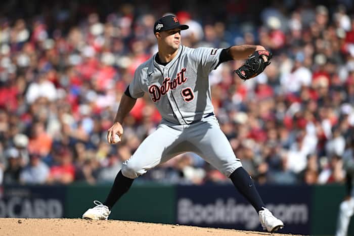 Detroit Tigers RHP Jack Flaherty exercises player option to remain with team in 2026