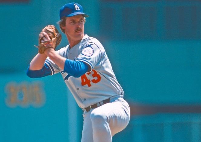 Rick Sutcliffe Starts National League Rookie Of The Year Streak