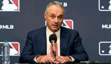MLB commissioner vows cooperation with Senate gambling investigation