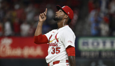 Reds Claim Roddery Muñoz - MLB Trade Rumors