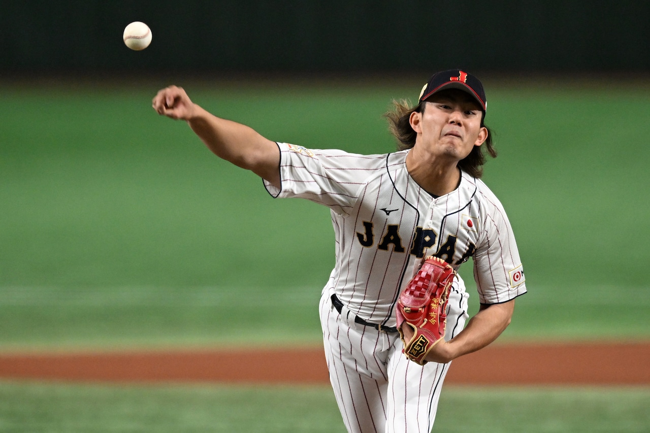 MLB free agent contract predictions 2025