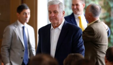 Who will buy the Padres? Here's hoping for someone with deep pockets, passion for baseball