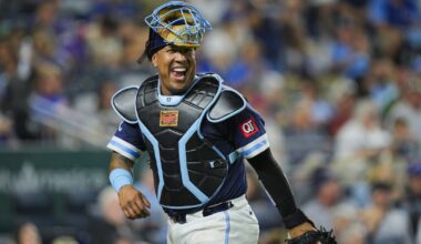 Royals Extend Salvador Perez Into 2027