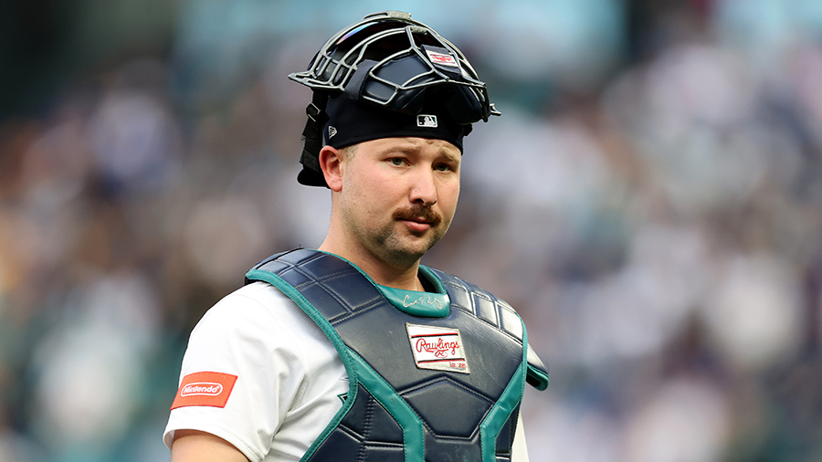 Seattle Mariners Cal Raleigh looks on ALDS 2025...