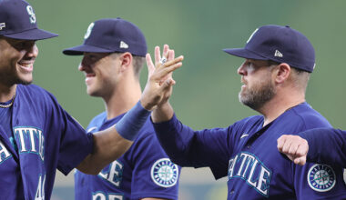 Seattle Mariners Tony Arnerich 2022 high-five...