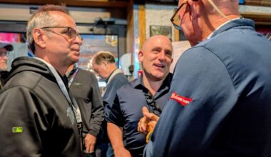 New Rays CEO wins over fans in St. Petersburg