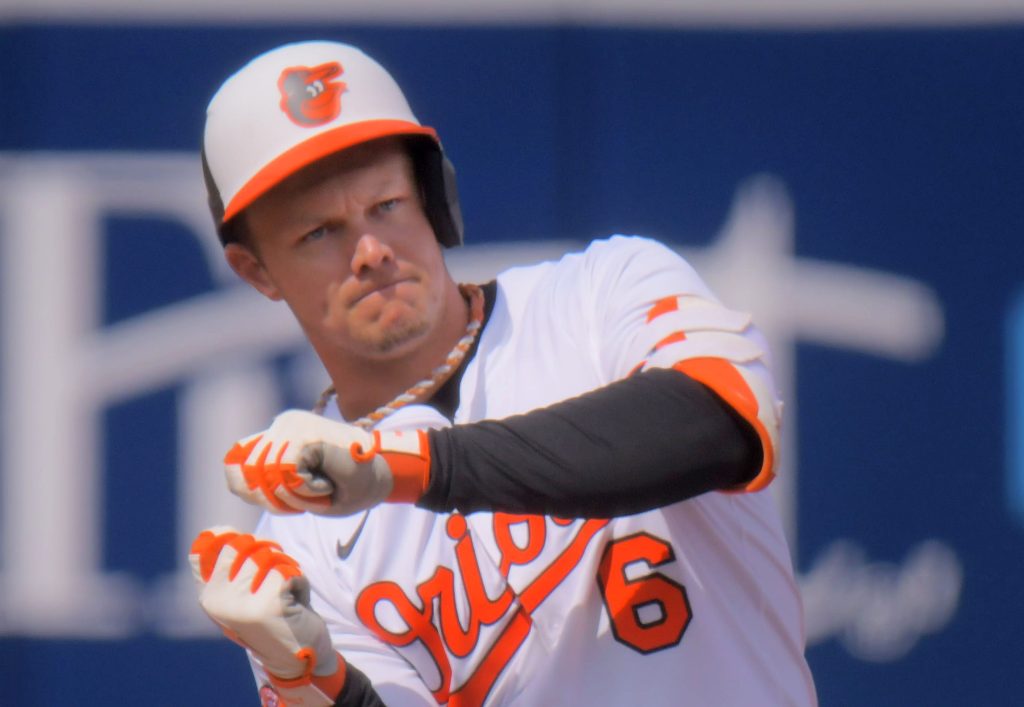 Orioles tender 2026 contract to Ryan Mountcastle, let go of Albert Suárez - Baltimore Sun